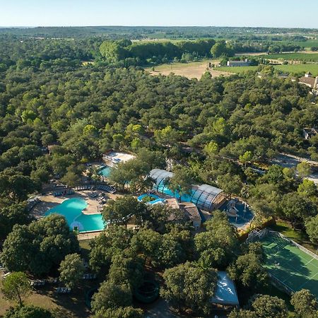 Camping Les Pres Du Roi Sommières Kültér fotó